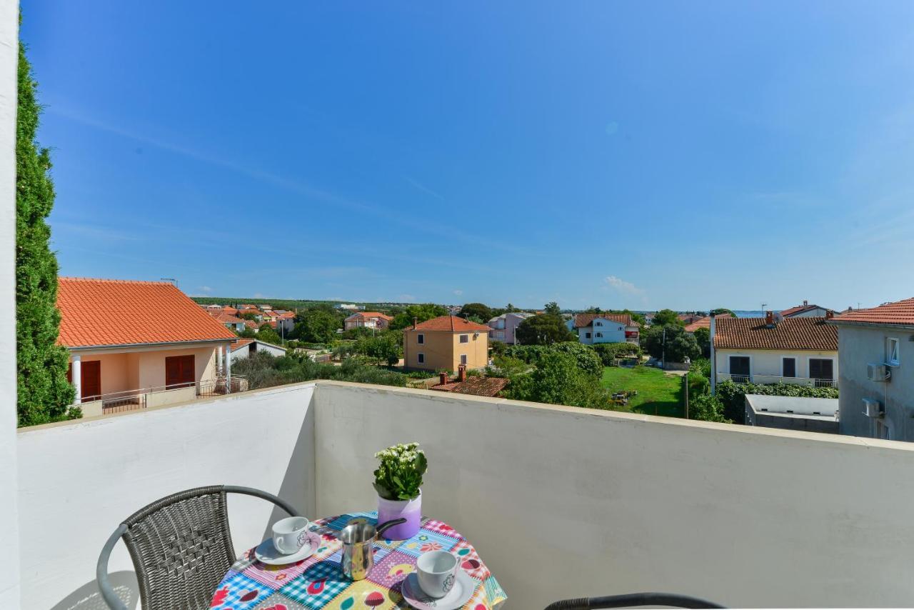 Apartments Lavanda Turanj Exterior foto